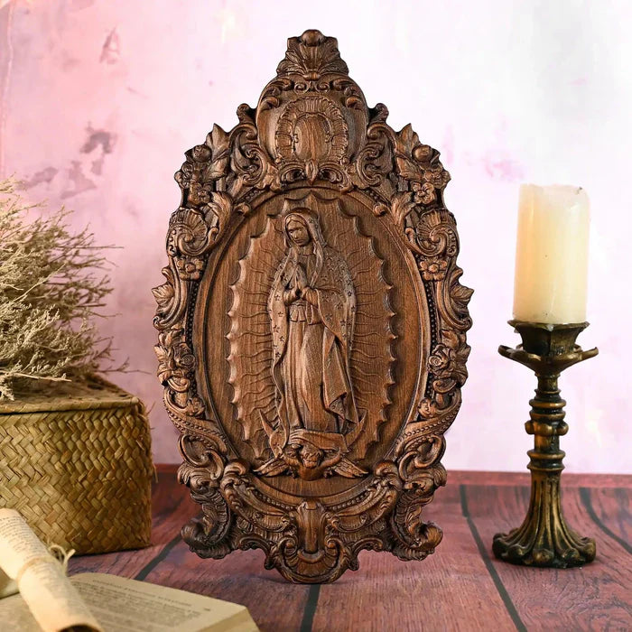Escultura Devocional Virgen de Guadalupe en Madera