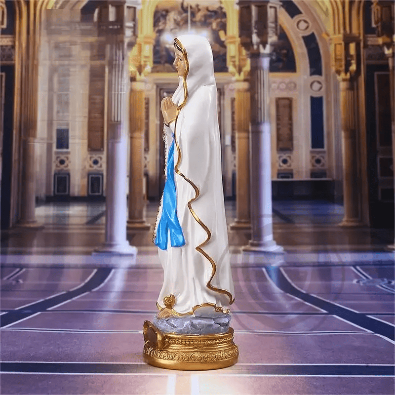Virgen de Lourdes – Luz de Esperanza
