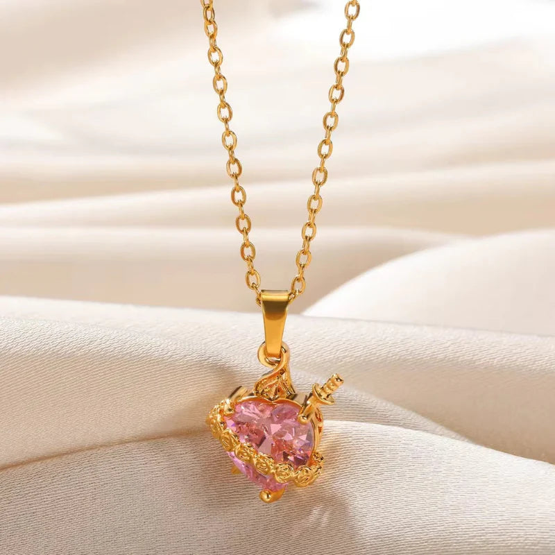 Collar Corazón – Amor y Elegancia