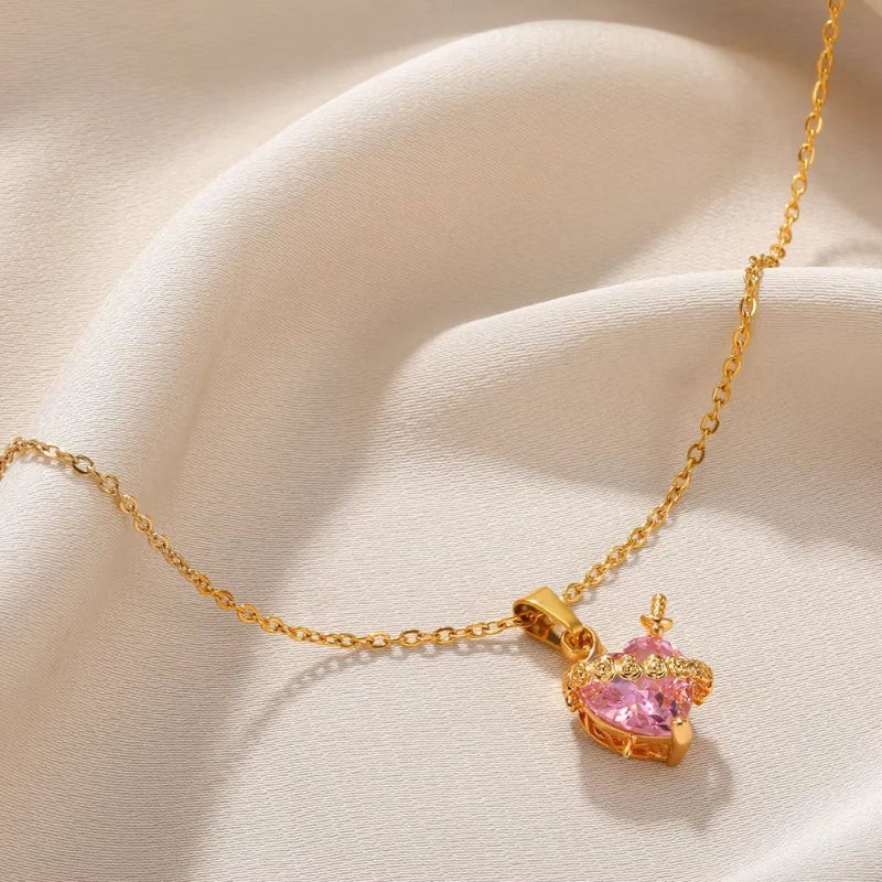 Collar Corazón – Amor y Elegancia