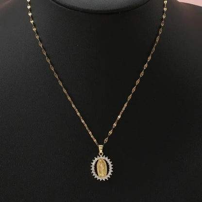 Collar Guadalupe con Detalles en Zirconia