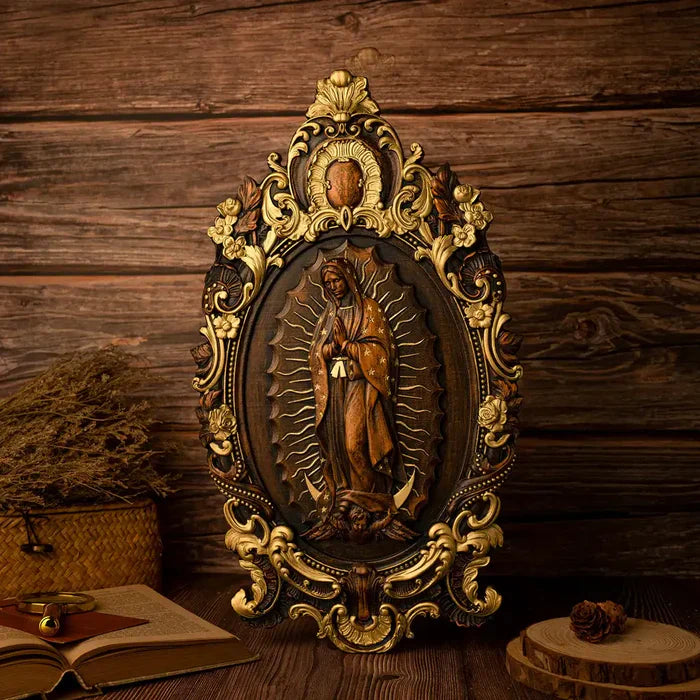 Escultura Devocional Virgen de Guadalupe en Madera