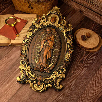 Escultura Devocional Virgen de Guadalupe en Madera