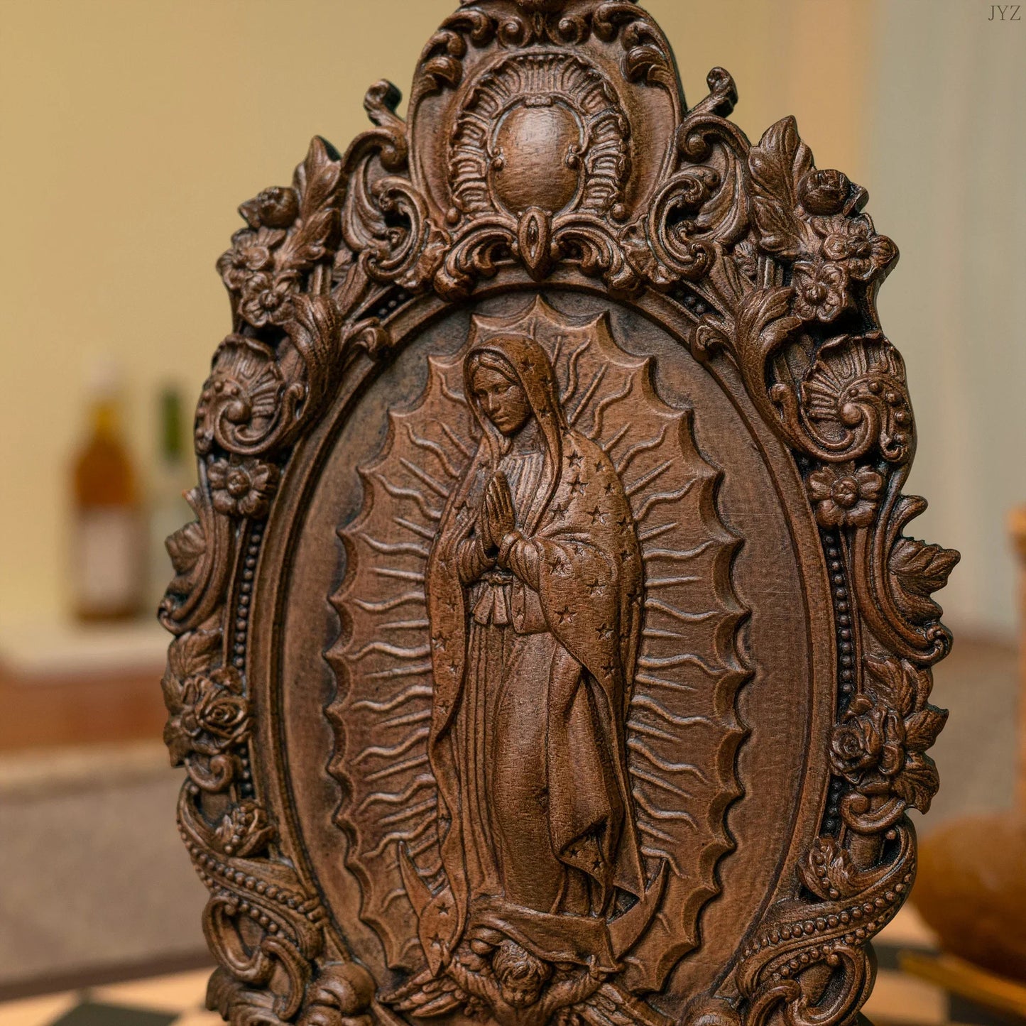Escultura Devocional Virgen de Guadalupe en Madera