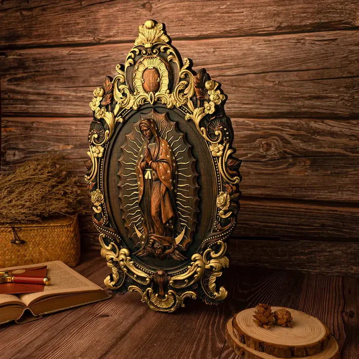 Escultura Devocional Virgen de Guadalupe en Madera