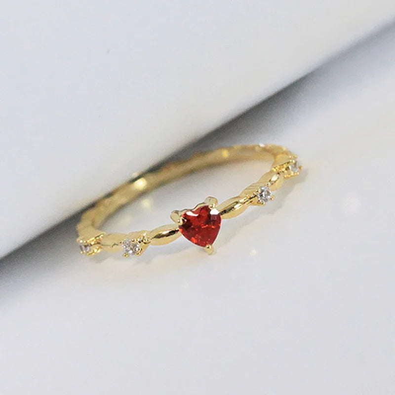 Anillo Devocional del Sagrado Corazón Dorado