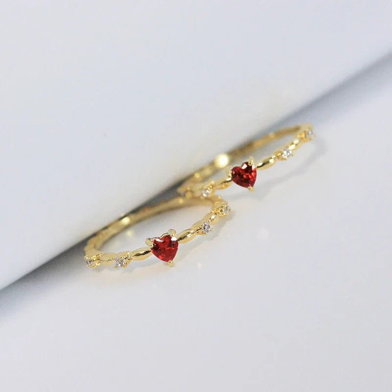 Anillo Devocional del Sagrado Corazón Dorado